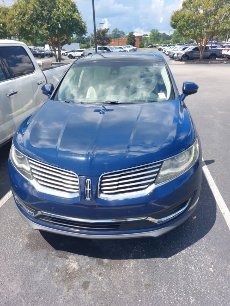 2018 Lincoln MKX Reserve — photo 1 of 13