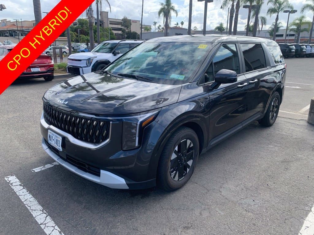 2026 Kia Carnival Hybrid LXS — photo 1 of 10