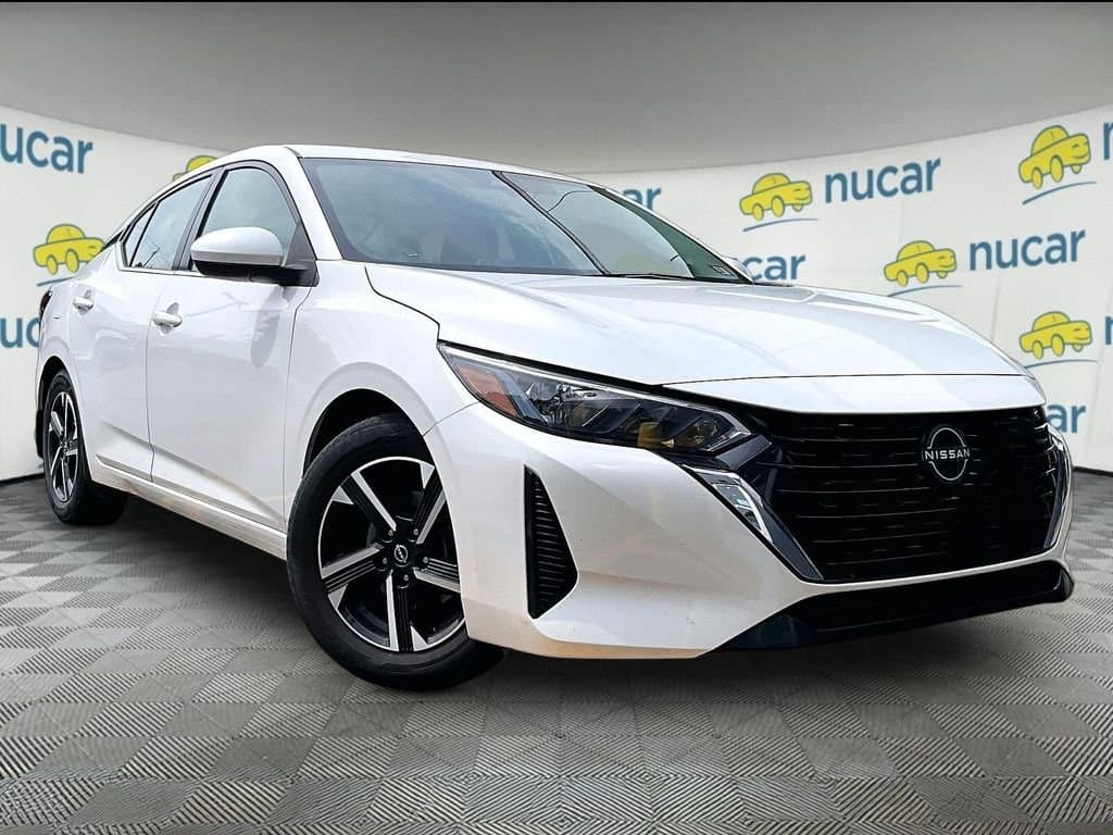 2024 Nissan Sentra SV — photo 1 of 10