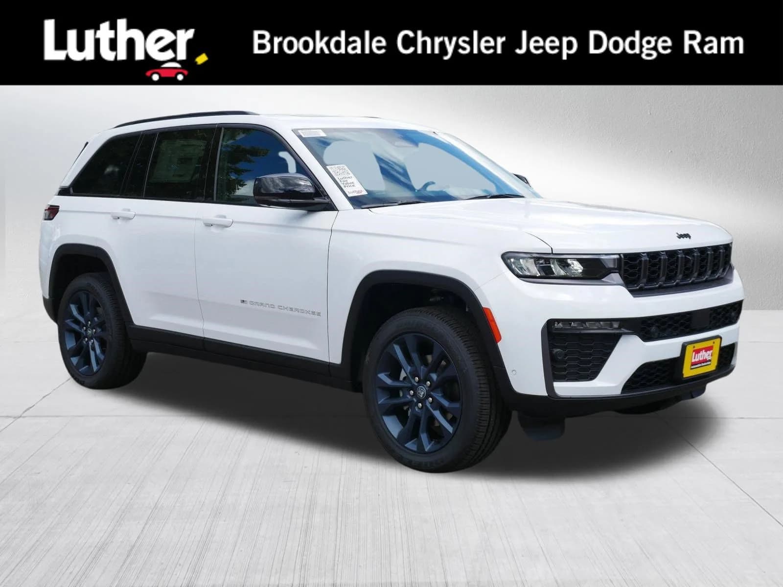 2026 Jeep Grand Cherokee 85th Anniversary Edition — photo 1 of 23