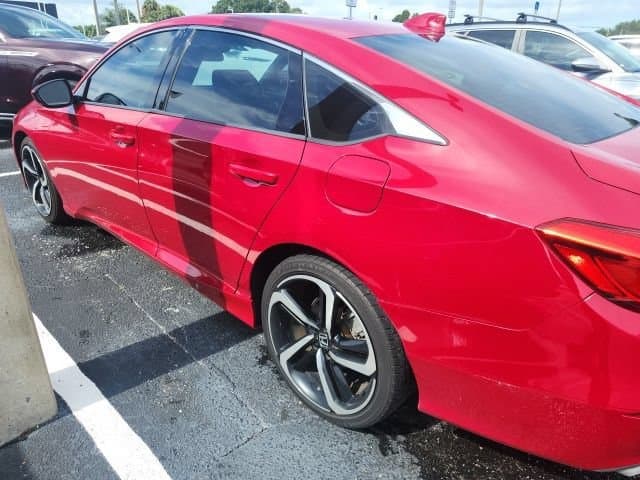2018 Honda Accord Sedan Sport 2.0T — photo 1 of 5