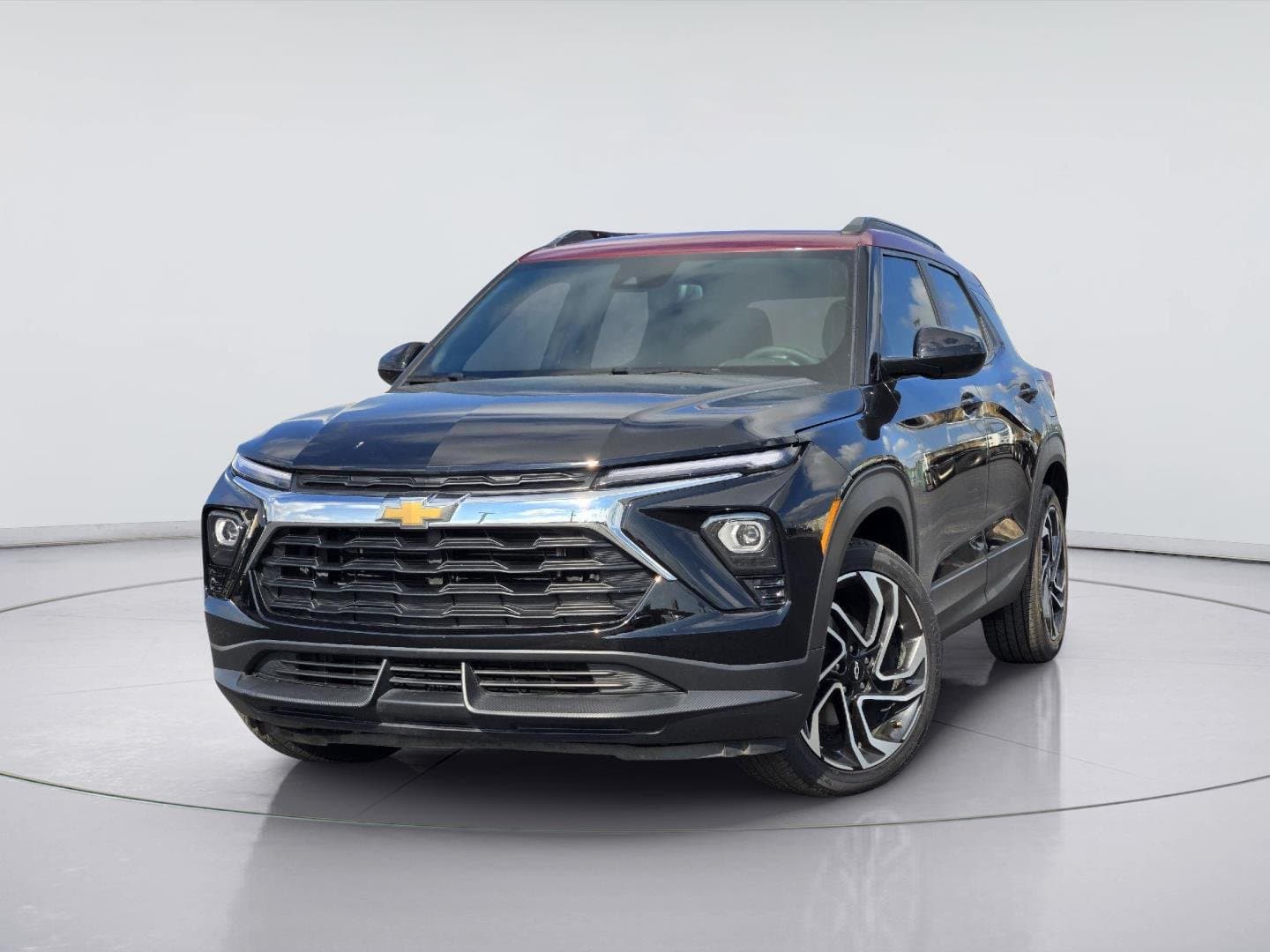 2024 Chevrolet Trailblazer RS — photo 1 of 35