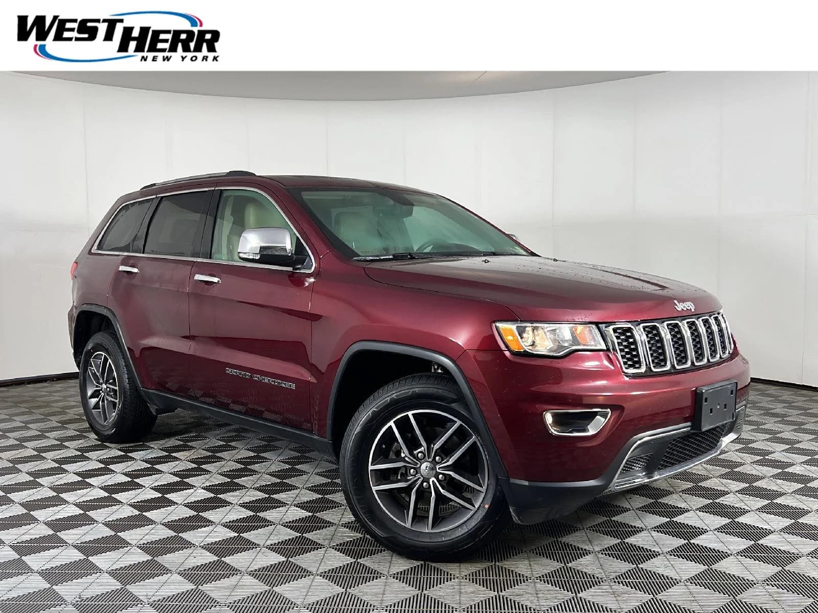 2018 Jeep Grand Cherokee Limited — photo 1 of 29