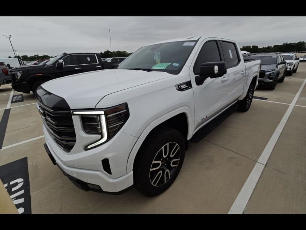 2025 GMC Sierra 1500 AT4 — photo 1 of 4