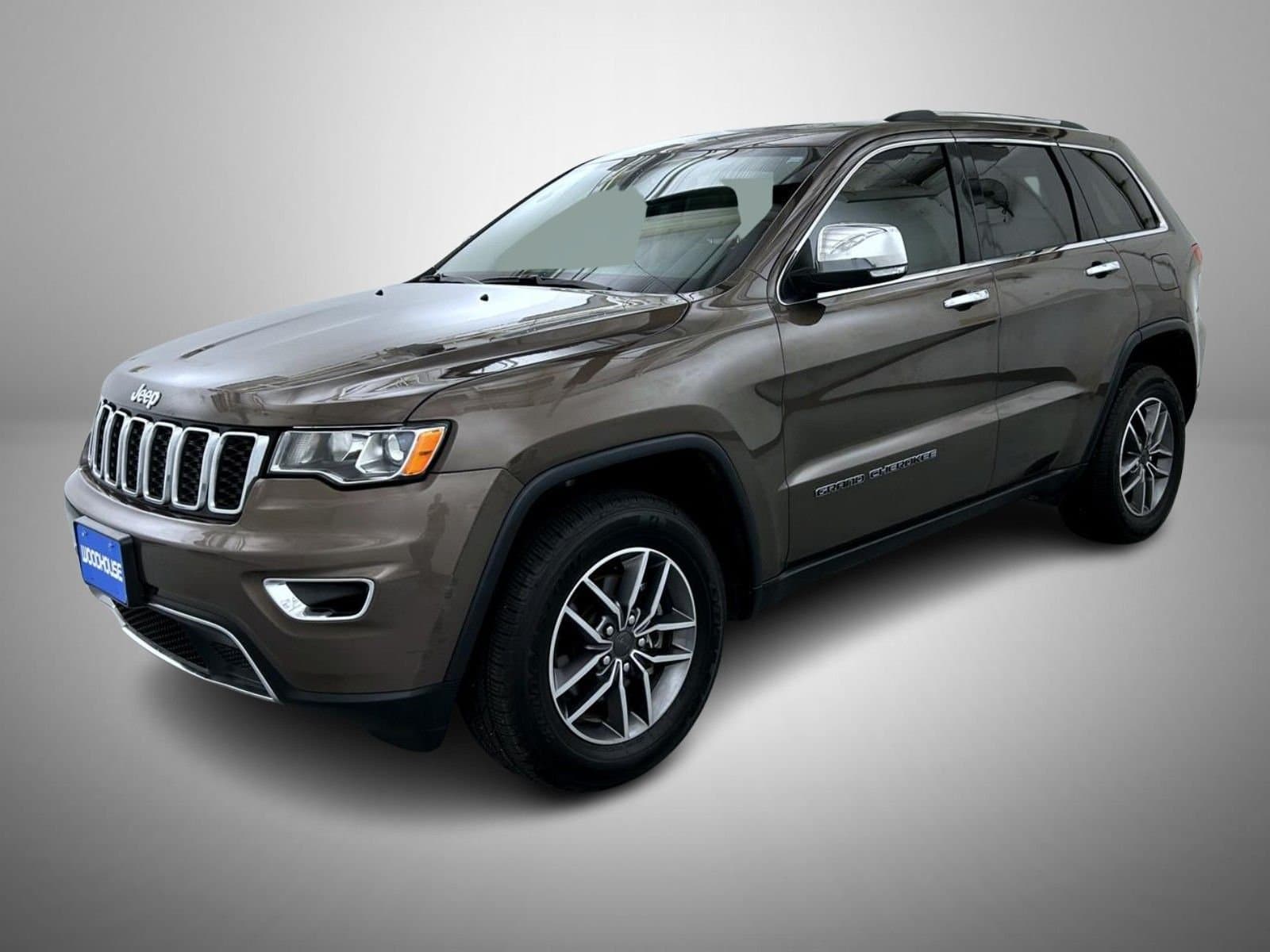 2020 Jeep Grand Cherokee Limited — photo 1 of 26