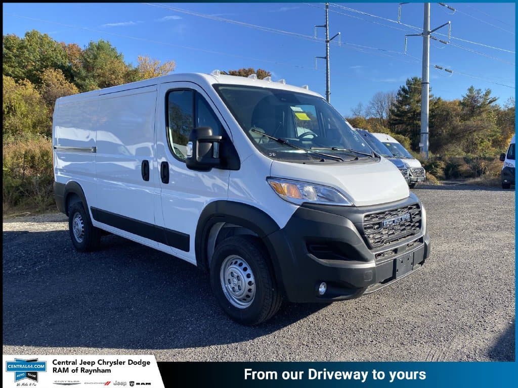 2027 RAM ProMaster Cargo Van Base — photo 1 of 17