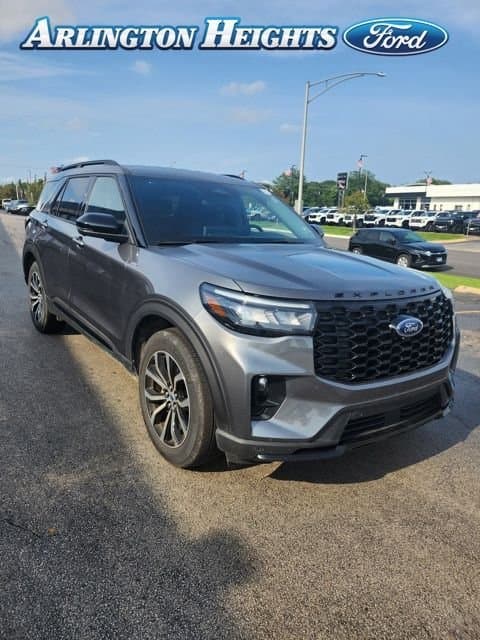 2026 Ford Explorer ST-Line — photo 1 of 12