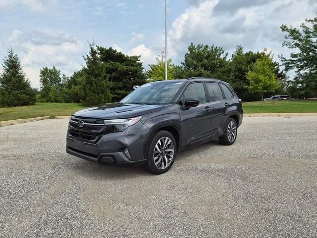 2025 Subaru Forester Touring — photo 1 of 37