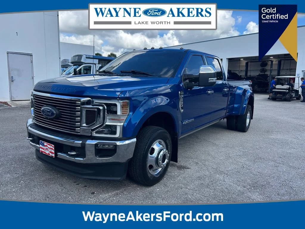 2022 Ford Super Duty F-350 DRW King Ranch — photo 1 of 49