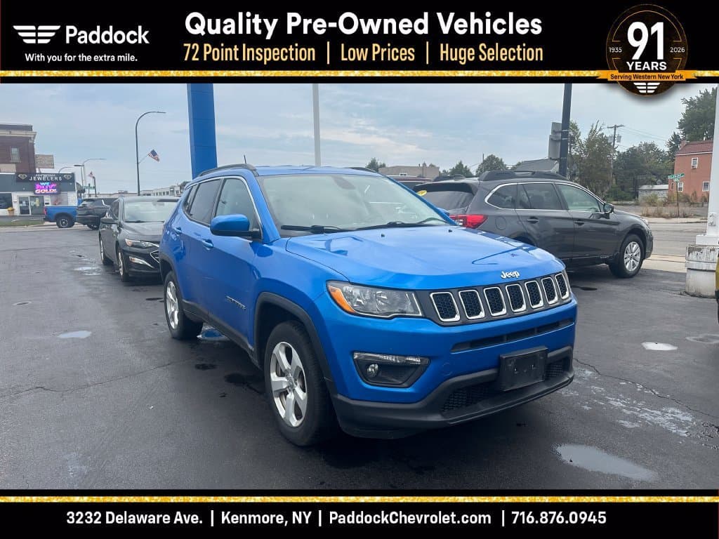 2019 Jeep Compass Latitude — photo 1 of 8