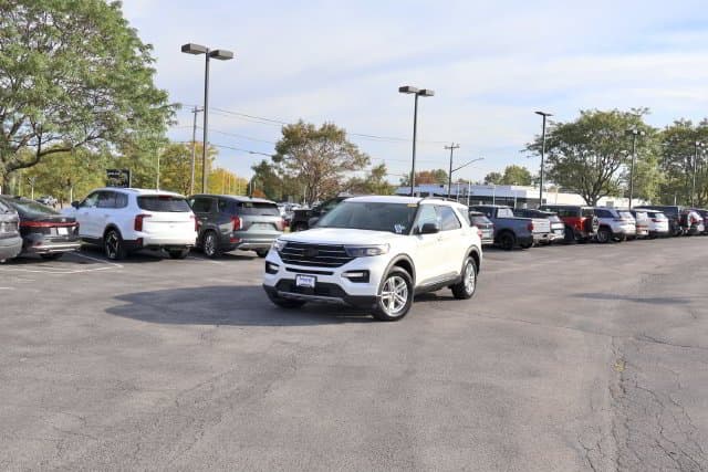 2020 Ford Explorer XLT — photo 1 of 26