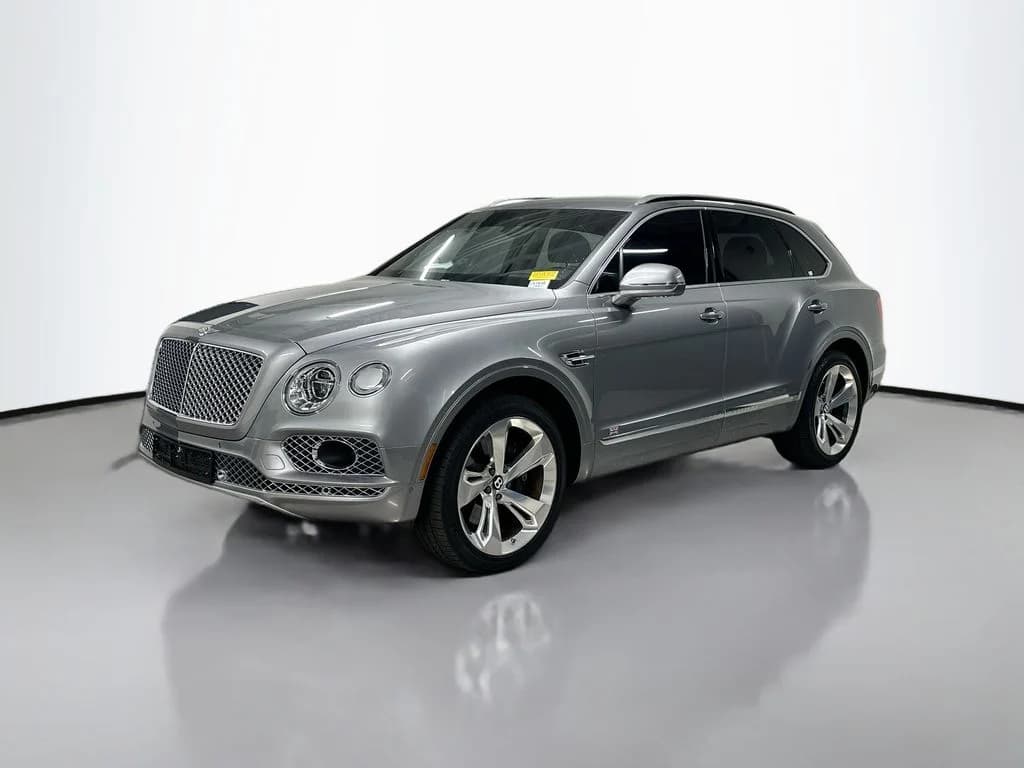 2018 Bentley Bentayga W12 Signature — photo 1 of 35