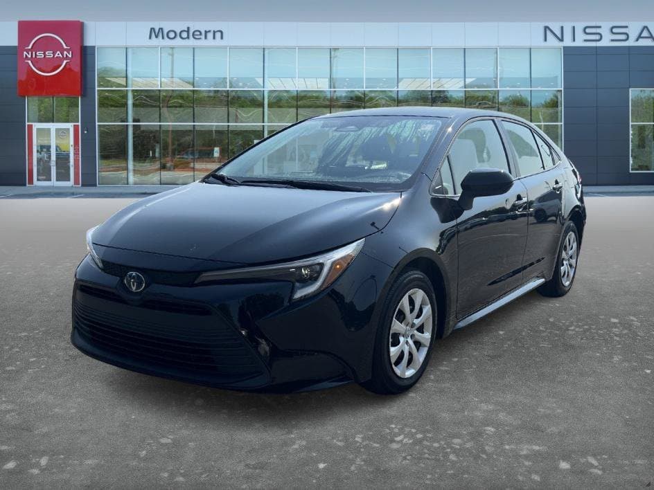 2024 Toyota Corolla Hybrid LE — photo 1 of 27