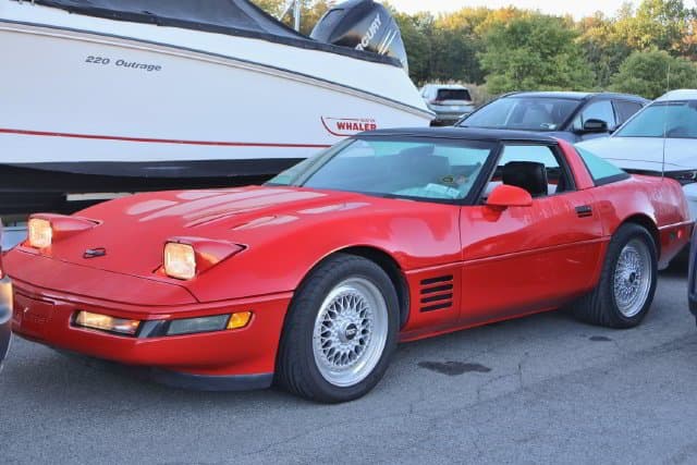 1993 Chevrolet Corvette Base — photo 1 of 11