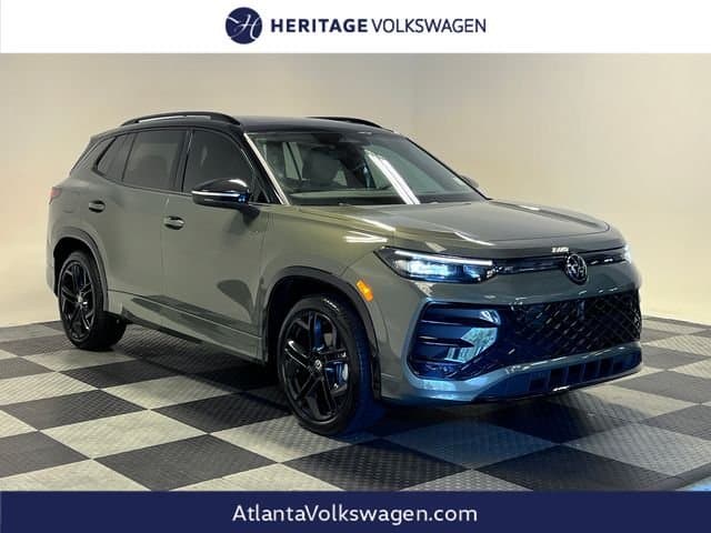 2026 Volkswagen Tiguan 2.0T SE R-Line Black — photo 1 of 22