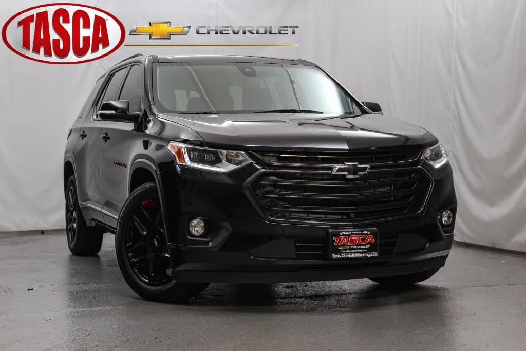 2021 Chevrolet Traverse Premier — photo 1 of 33