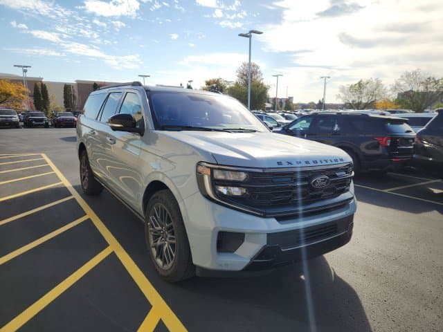 2025 Ford Expedition Max Platinum — photo 1 of 8