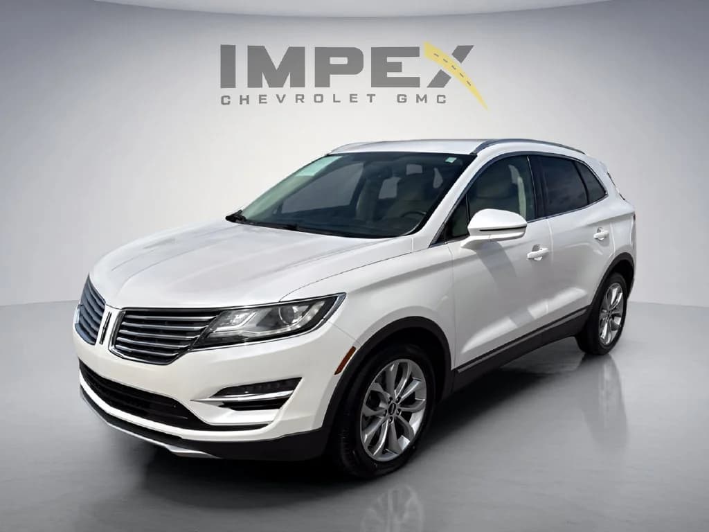 2015 Lincoln MKC Base — photo 1 of 37