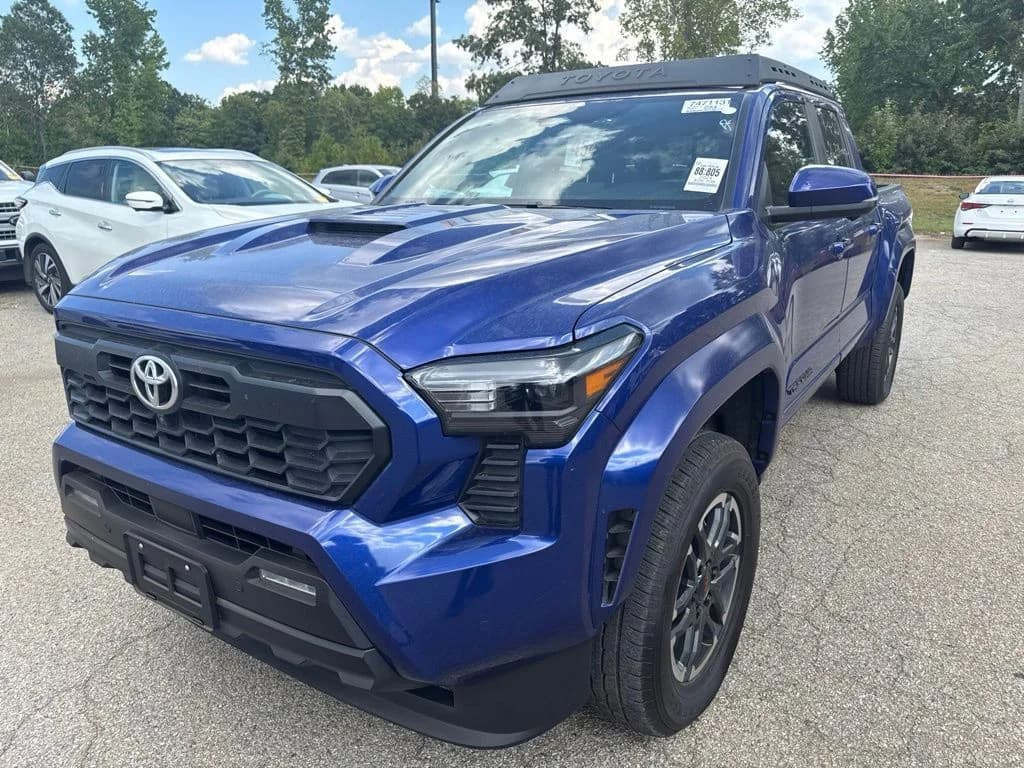 2024 Toyota Tacoma 4WD TRD Sport — photo 1 of 15