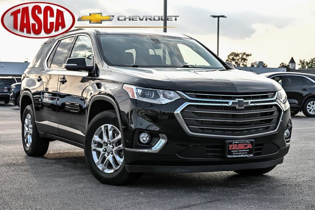 2021 Chevrolet Traverse LT Cloth — photo 1 of 37