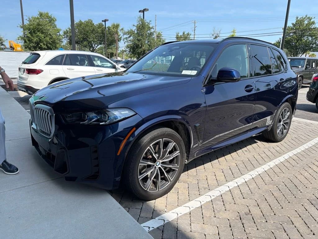 2024 BMW X5 xDrive40i — photo 1 of 6