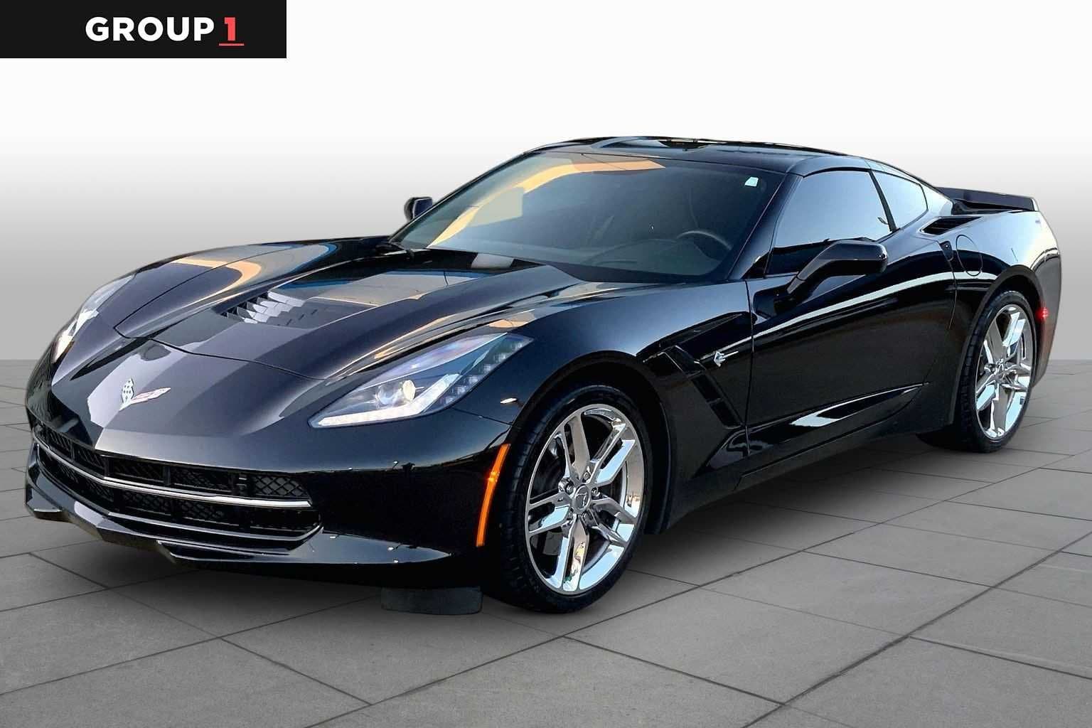 2017 Chevrolet Corvette Stingray Z51 2LT — photo 1 of 30