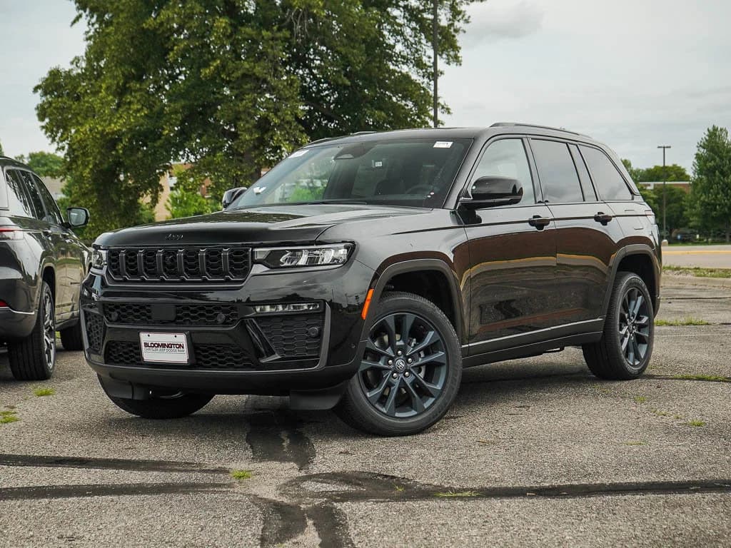 2026 Jeep Grand Cherokee Limited — photo 1 of 26