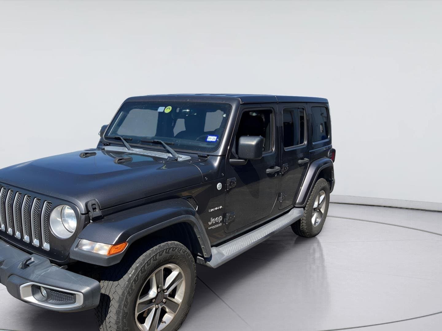 2019 Jeep Wrangler Unlimited Sahara — photo 1 of 7