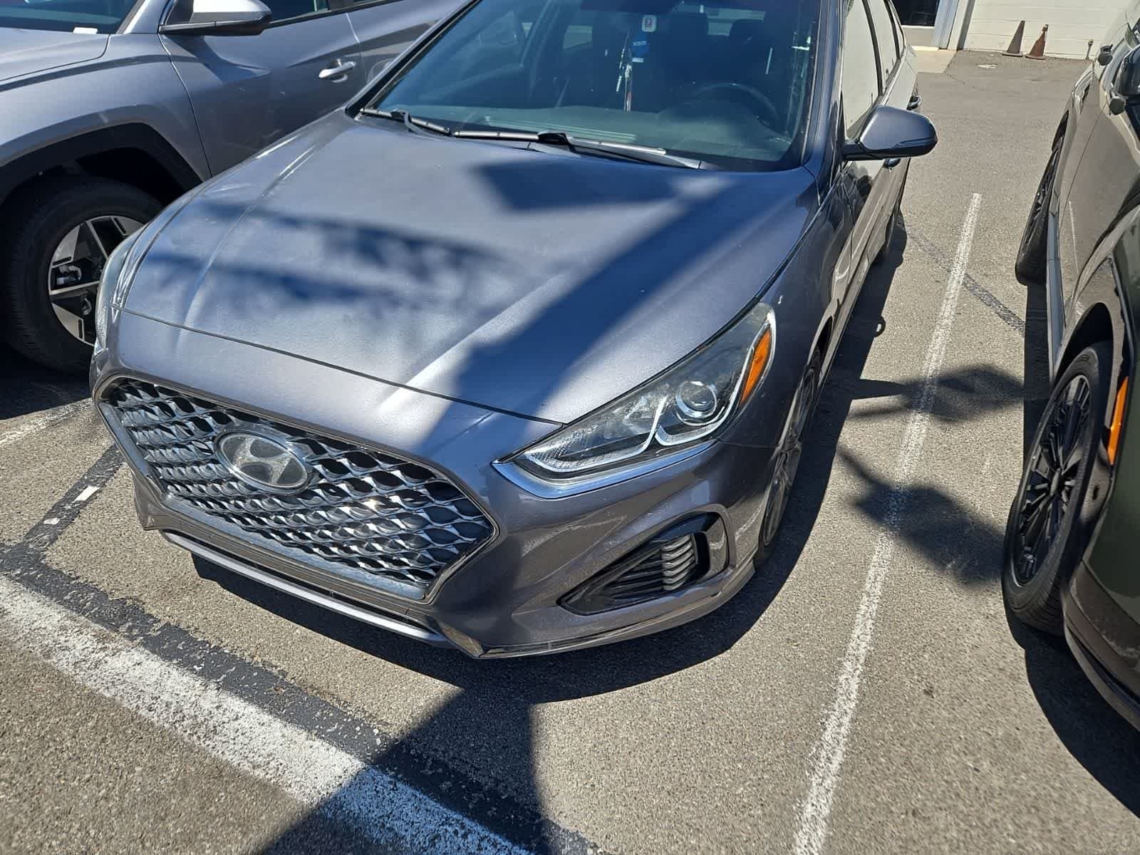 2018 Hyundai SONATA Sport — photo 1 of 25