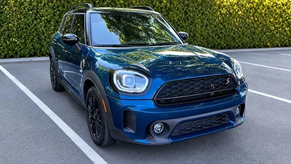 2022 Mini Cooper S Countryman Iconic — photo 1 of 12
