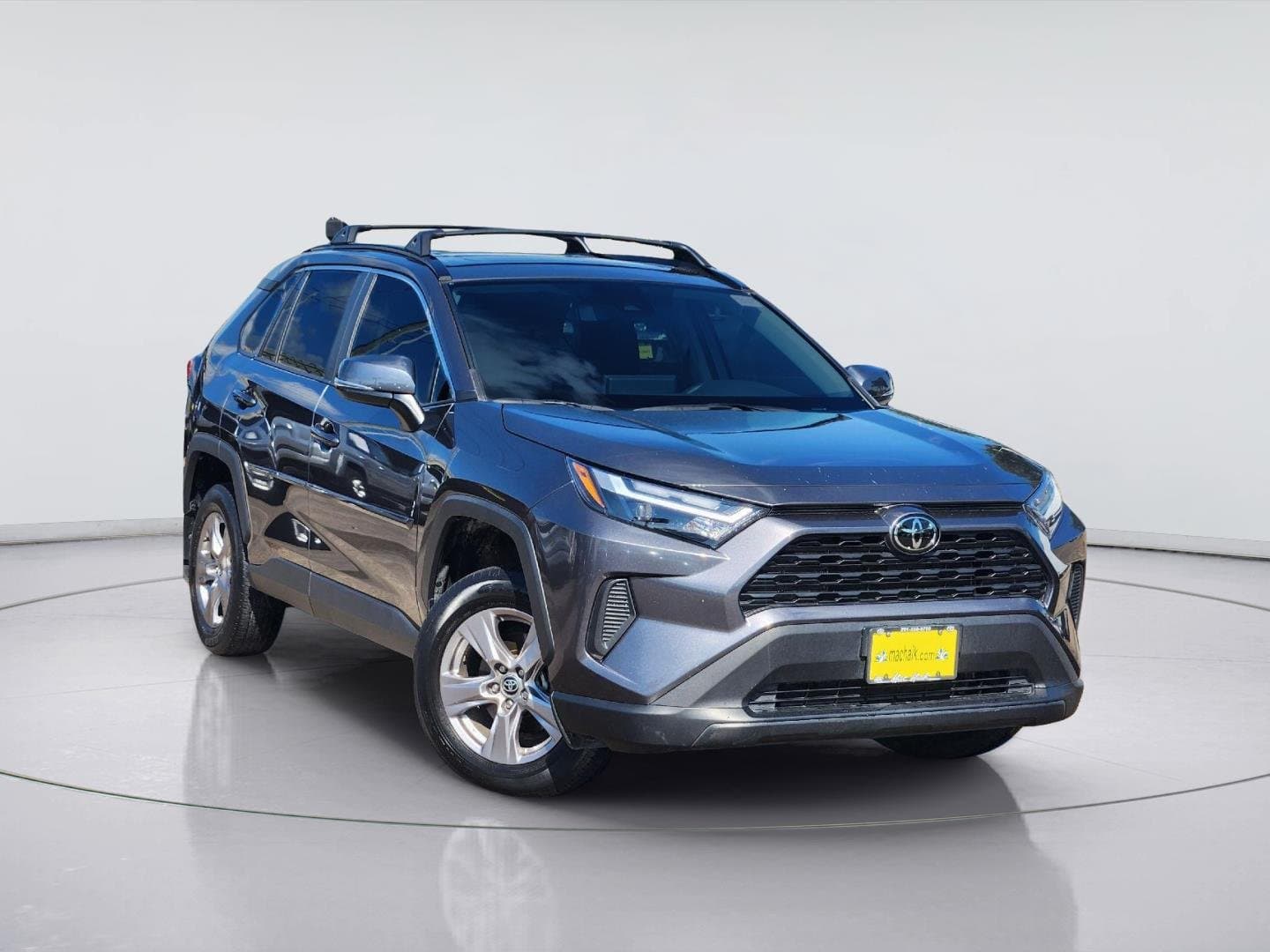 2024 Toyota RAV4 XLE — photo 1 of 34
