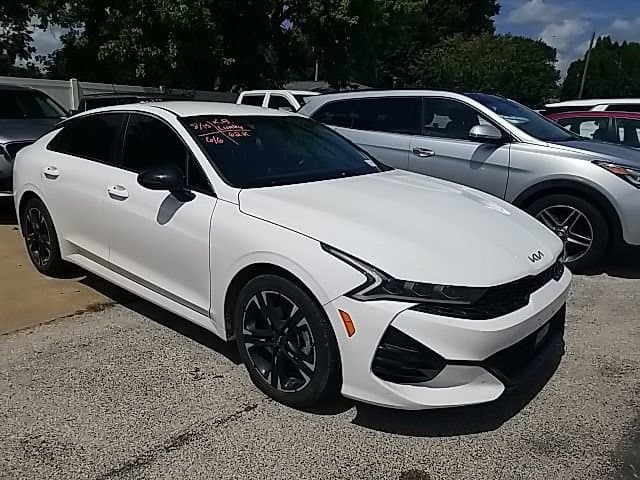 2024 Kia K5 GT-Line — photo 1 of 31