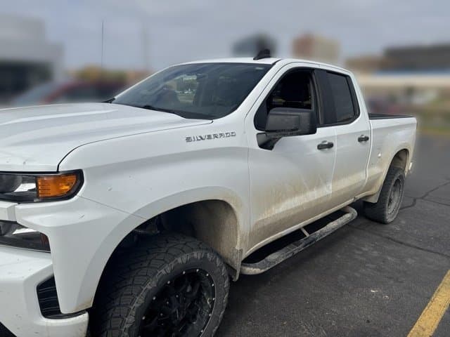 2020 Chevrolet Silverado 1500 Custom — photo 1 of 8