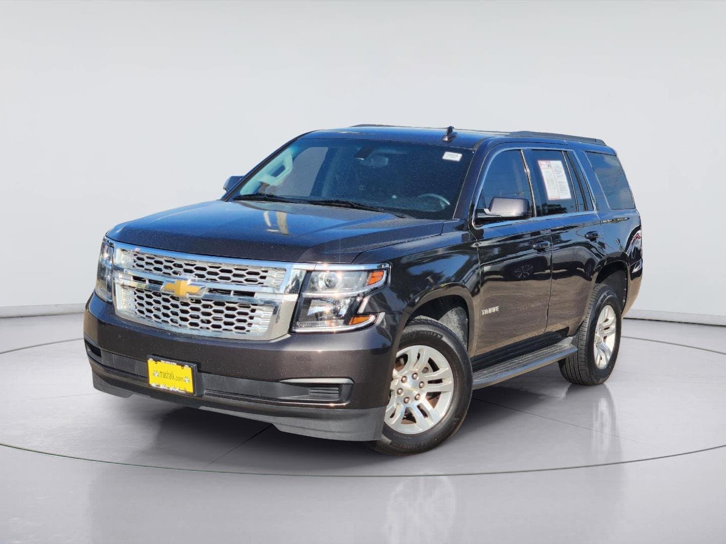 2018 Chevrolet Tahoe LS — photo 1 of 31