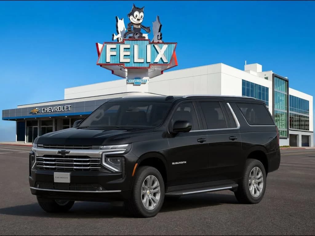 2026 Chevrolet Suburban LT — photo 1 of 12