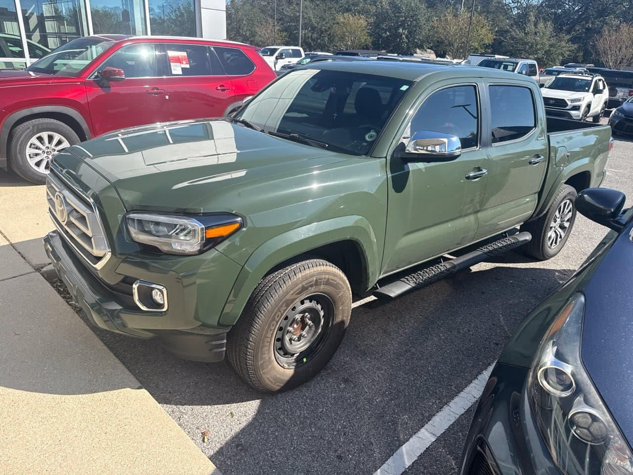 2022 Toyota Tacoma 2WD Limited — photo 1 of 4