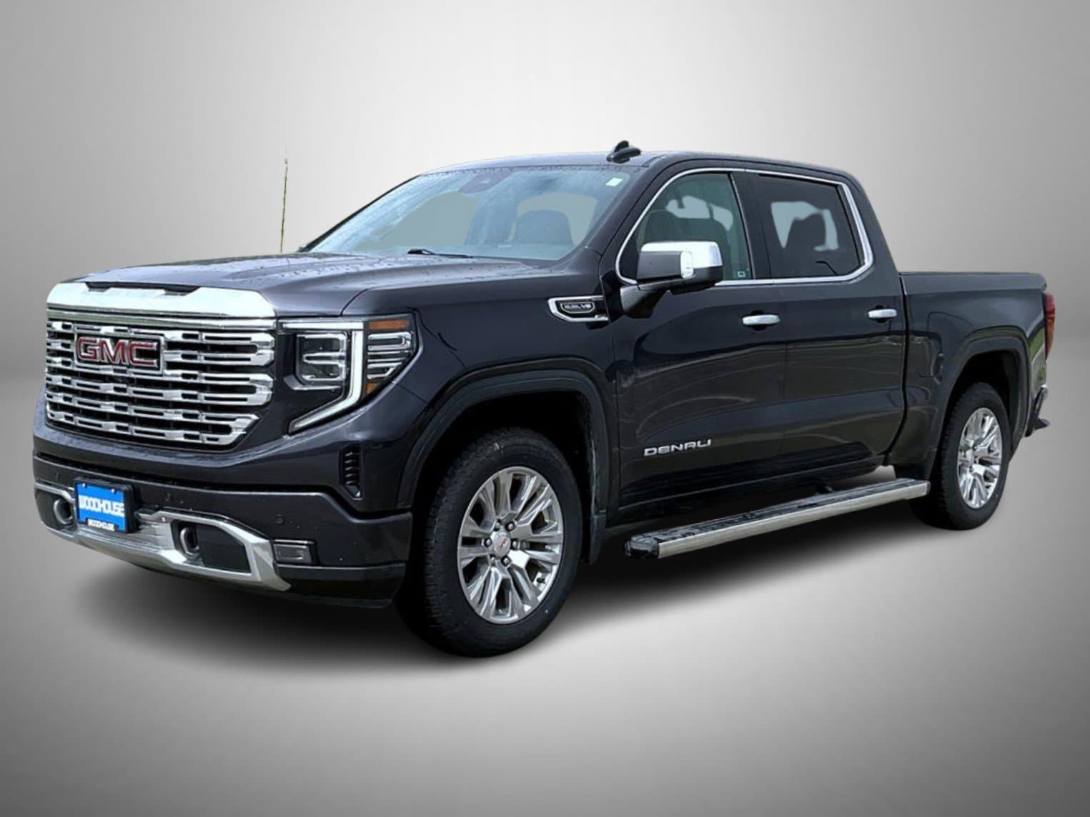 2022 GMC Sierra 1500 Denali — photo 1 of 26