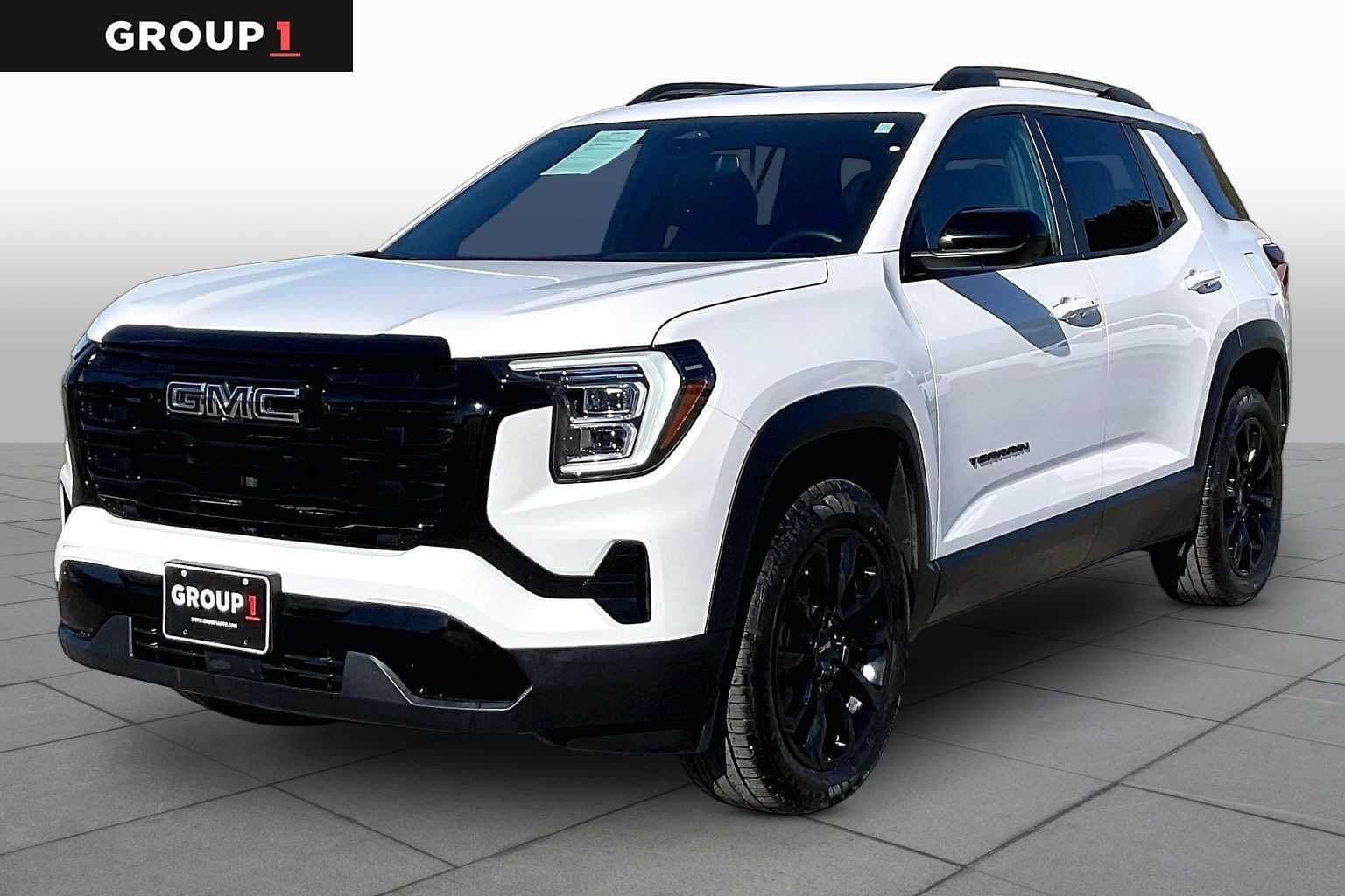 2026 GMC Terrain FWD Elevation — photo 1 of 33