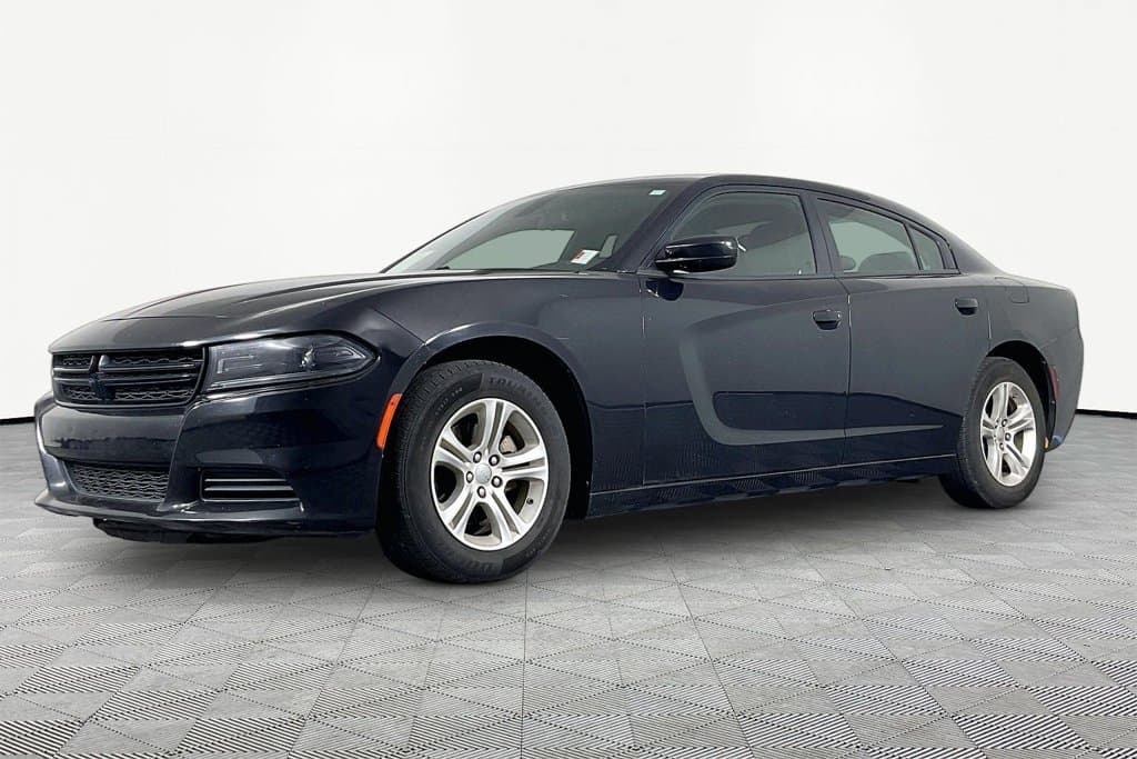 2022 Dodge Charger SXT — photo 1 of 2