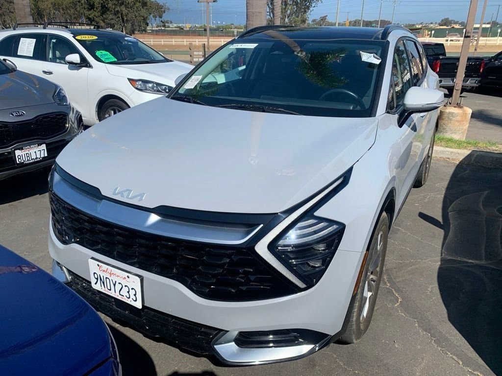 2024 Kia Sportage SX — photo 1 of 10