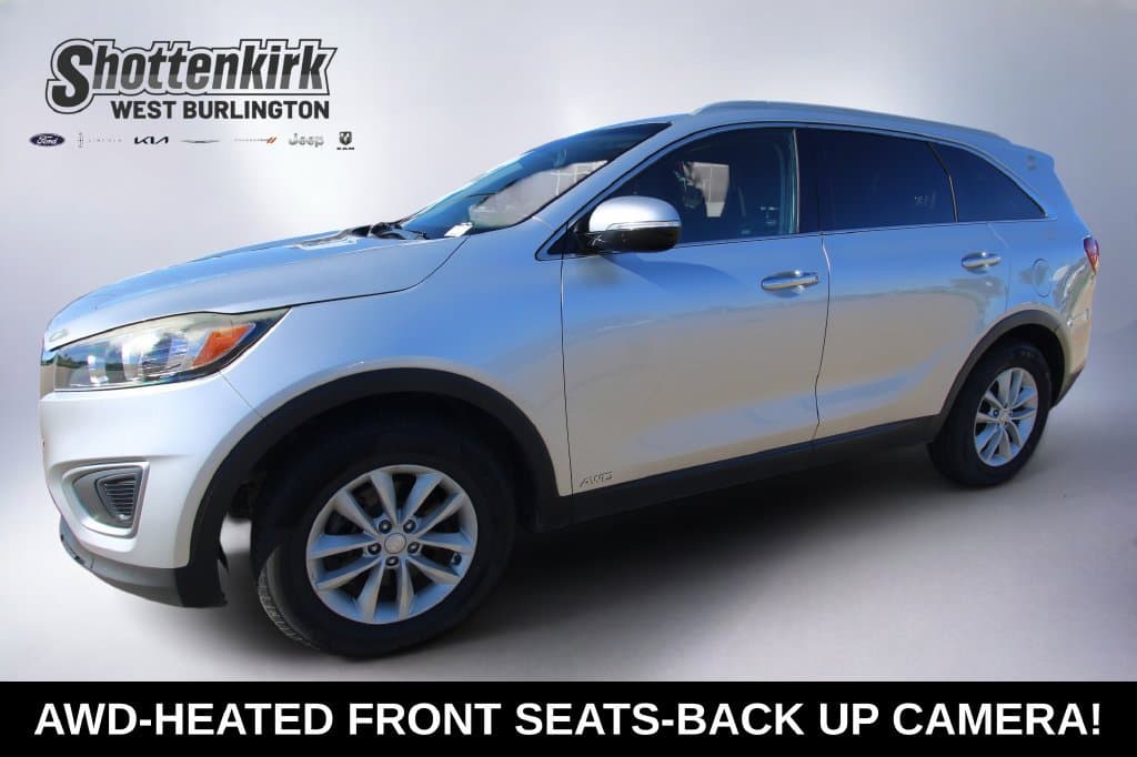 2018 Kia Sorento LX — photo 1 of 41
