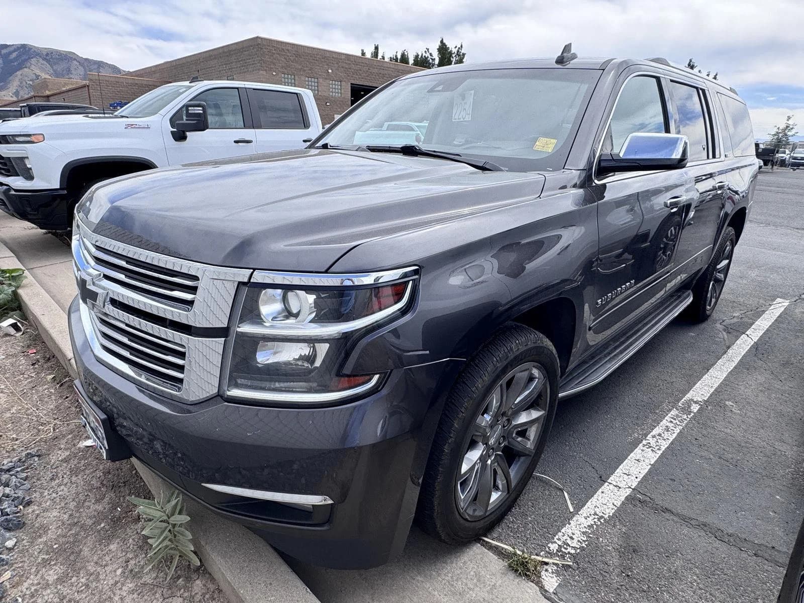 2016 Chevrolet Suburban LTZ — photo 1 of 2