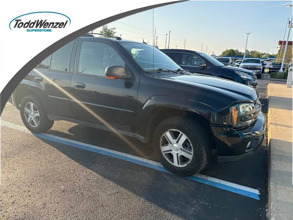 2005 Chevrolet Trailblazer LT — photo 1 of 19