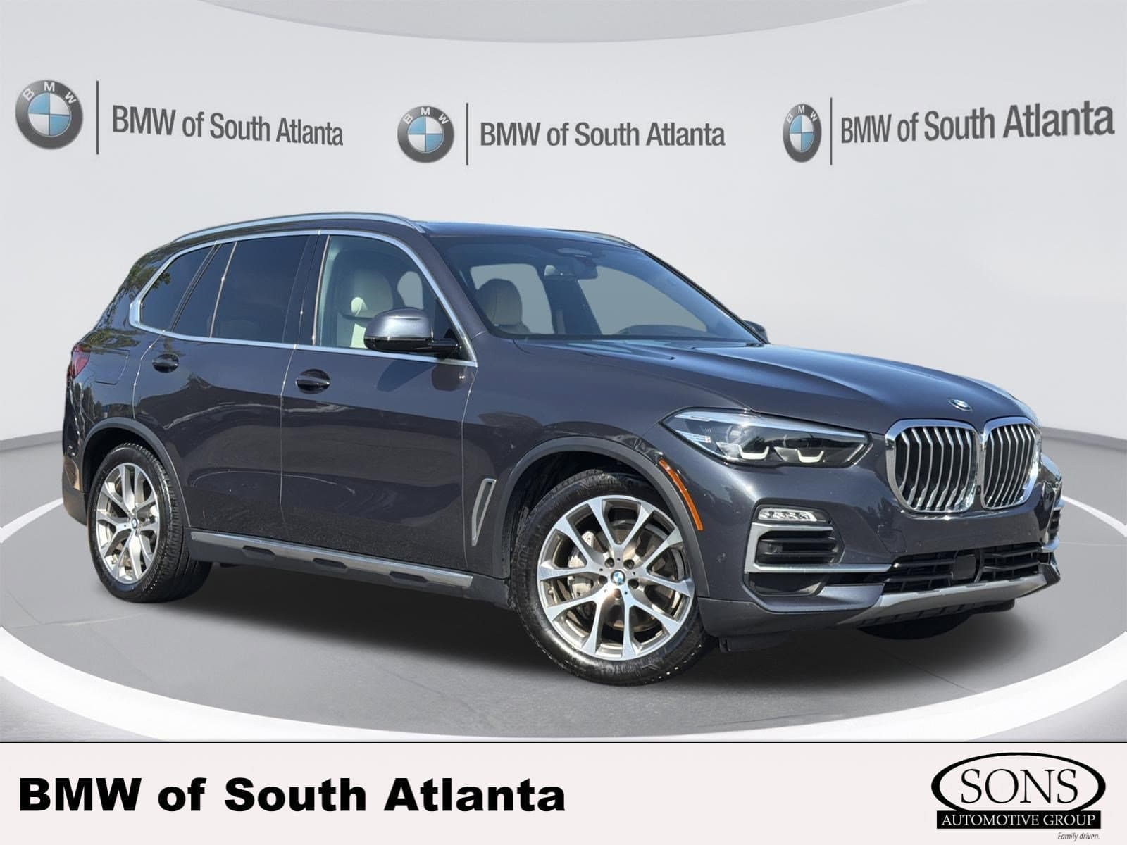 2020 BMW X5 xDrive40i — photo 1 of 32
