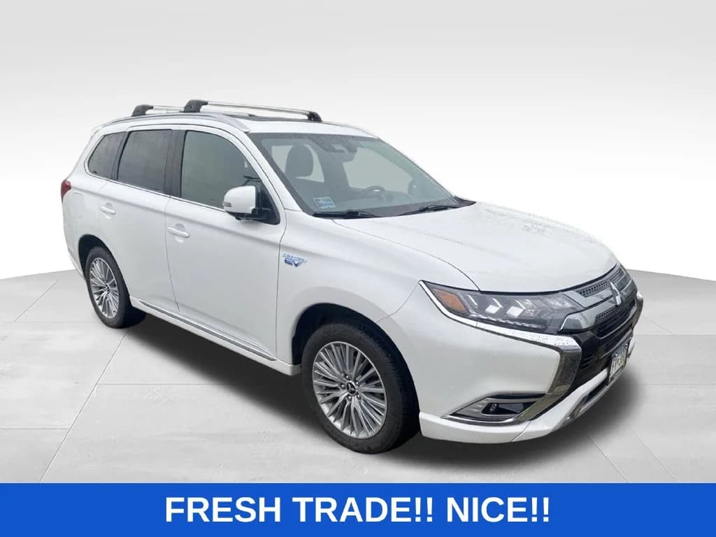 2019 Mitsubishi Outlander PHEV SEL — photo 1 of 3