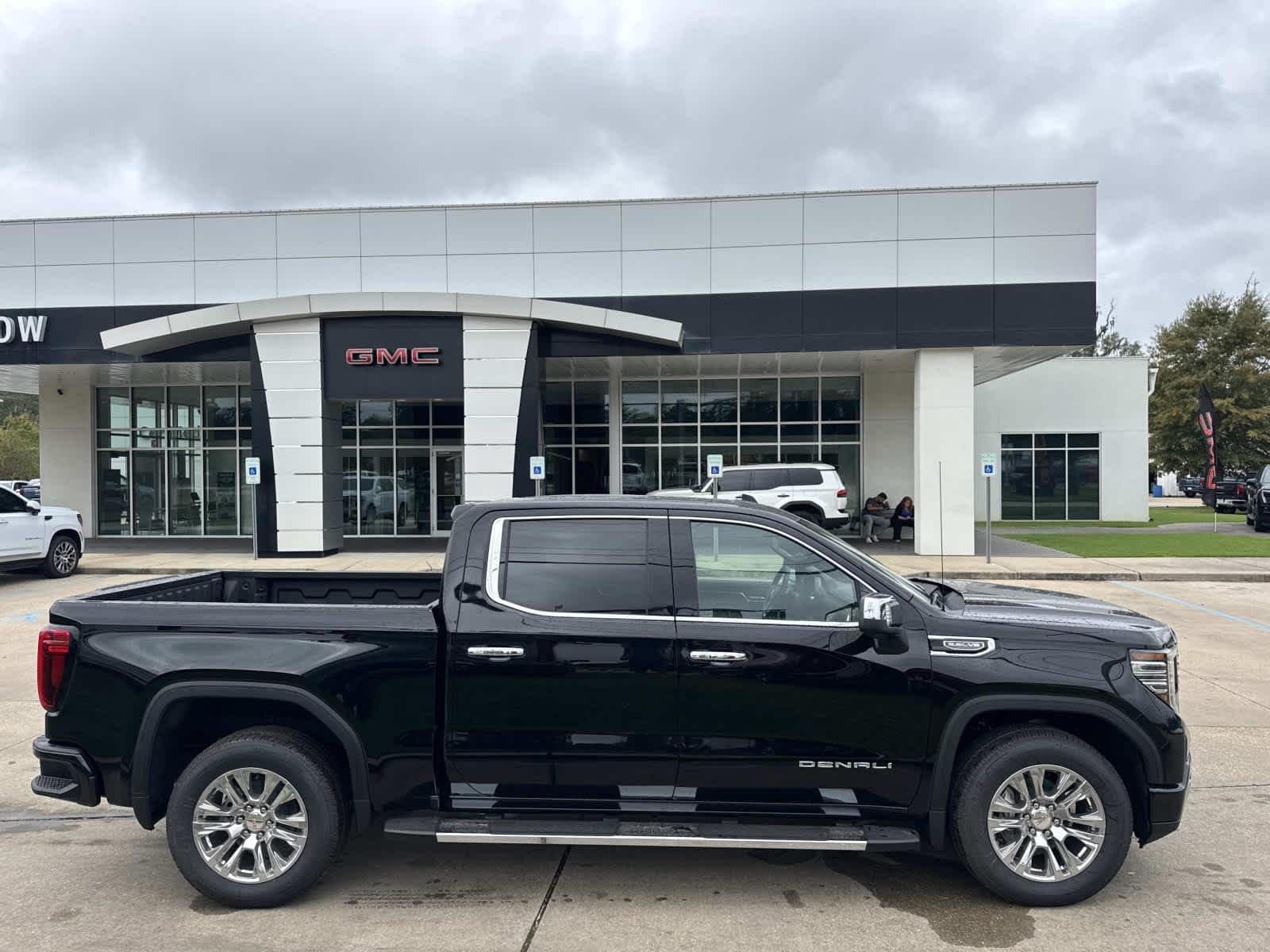 2026 GMC Sierra 1500 Denali — photo 1 of 18