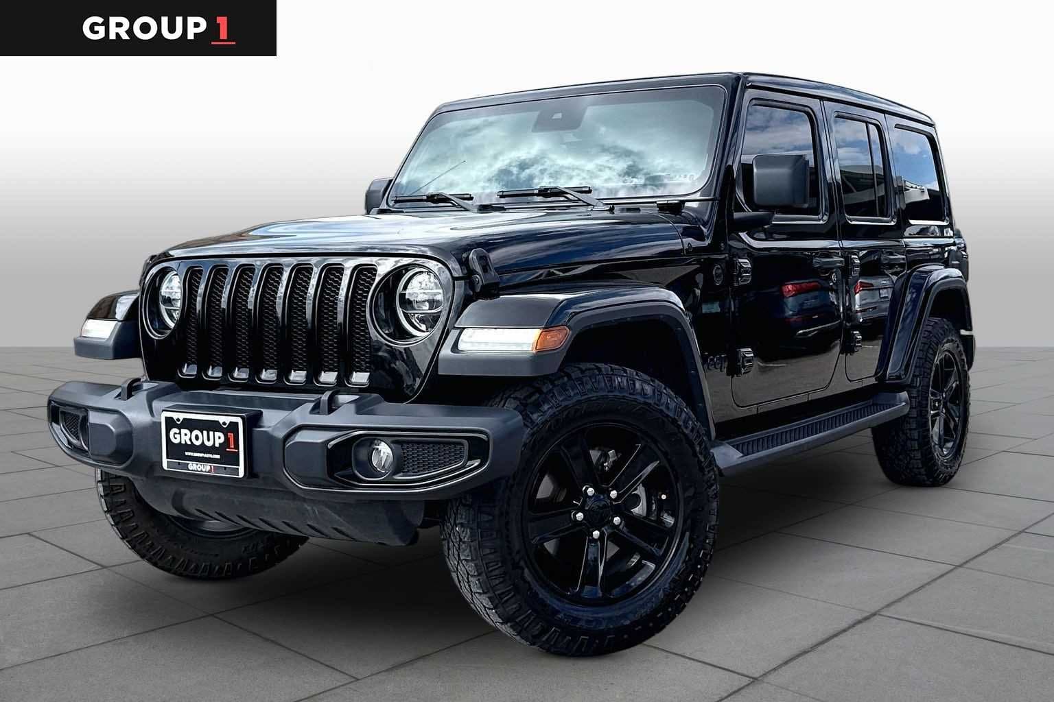 2020 Jeep Wrangler Unlimited Sahara Altitude — photo 1 of 33
