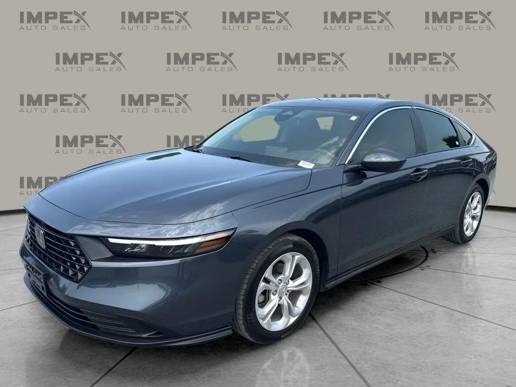 2025 Honda Accord LX — photo 1 of 21