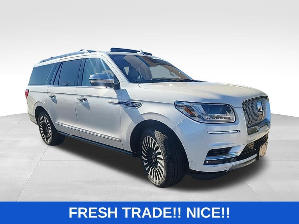 2019 Lincoln Navigator L Black Label — photo 1 of 4