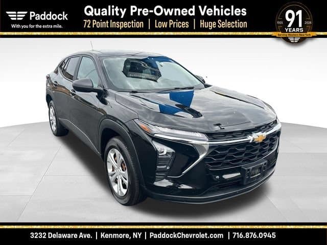 2024 Chevrolet Trax LS — photo 1 of 13